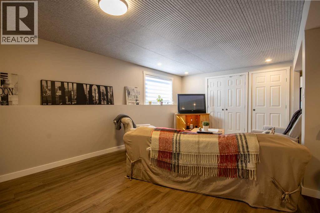 550 4 Avenue SW - Image 35
