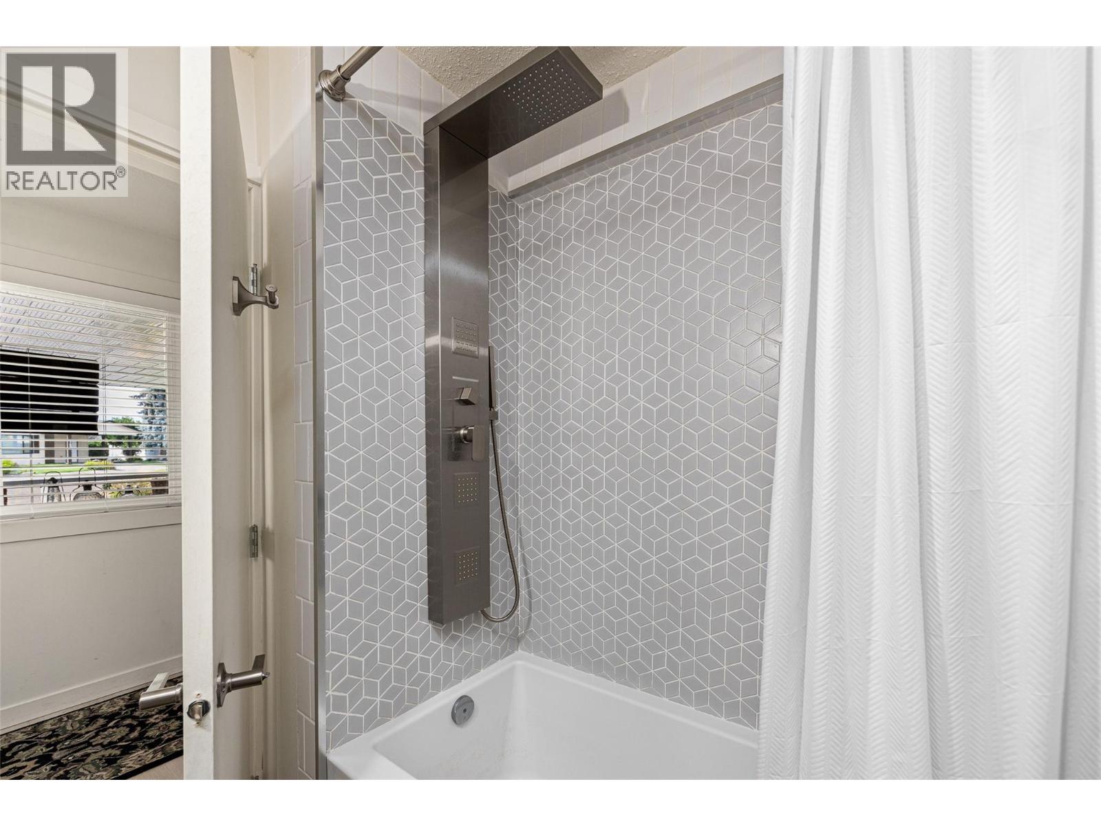 149 1255 Raymer Avenue, Kelowna