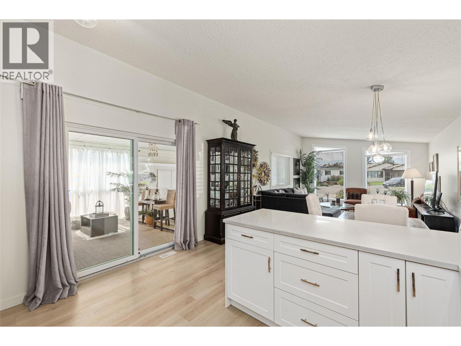 #149 1255 Raymer Avenue - 9