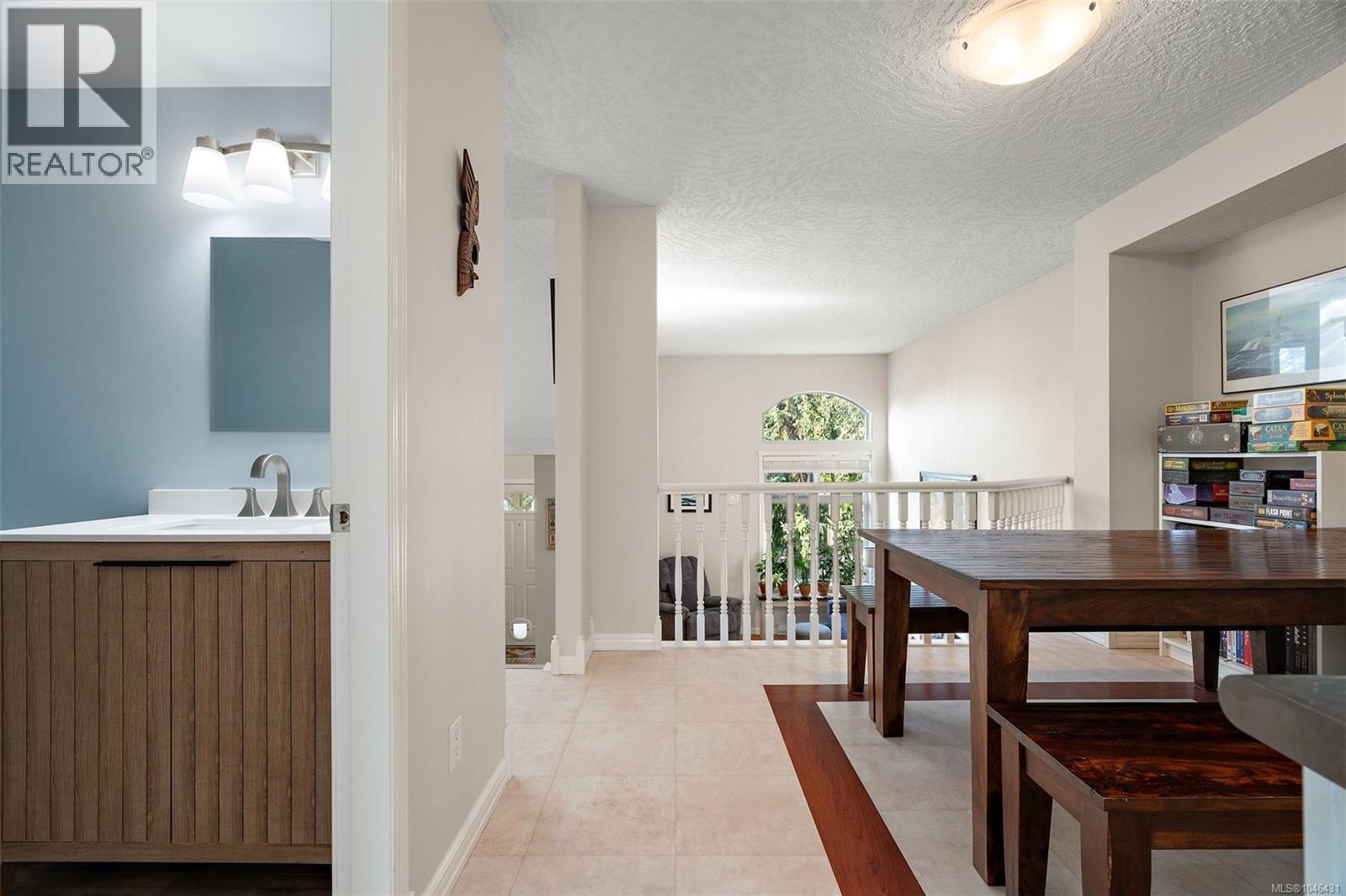 234 Gorge Rd E - 9