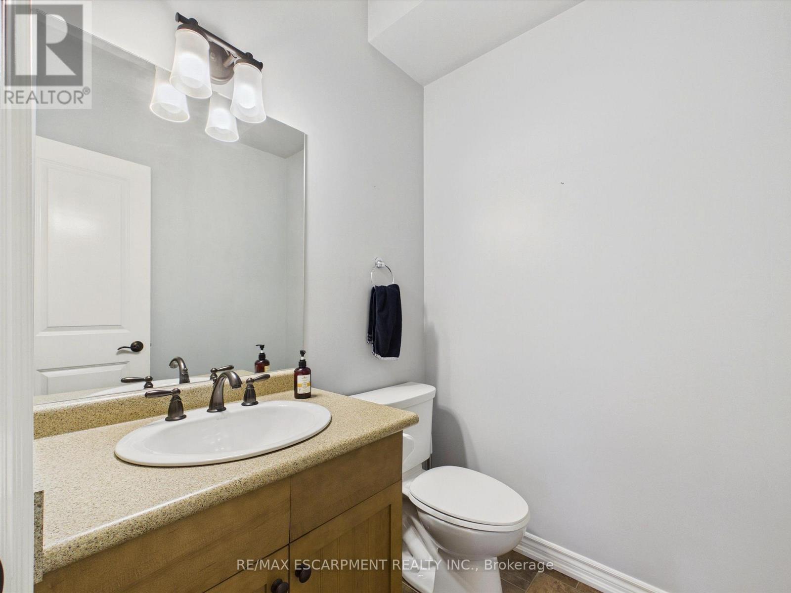 23 SPENCER STREET - 23