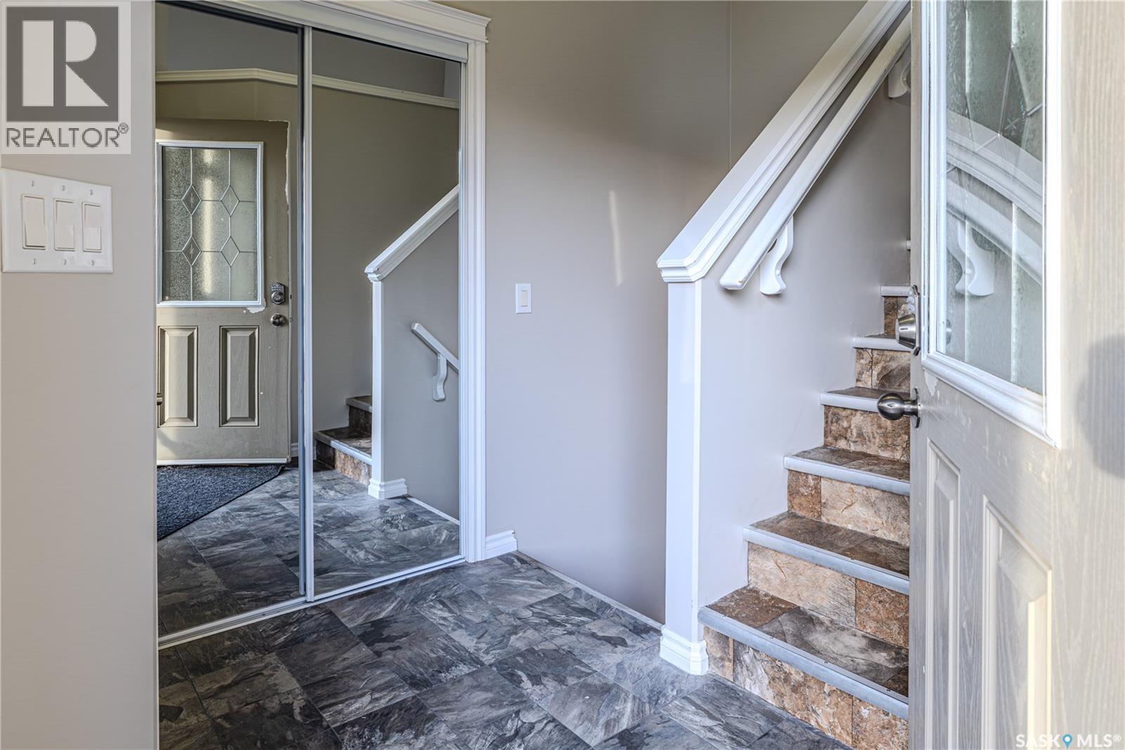 254 MacInnes STREET, Saskatoon — photo 3