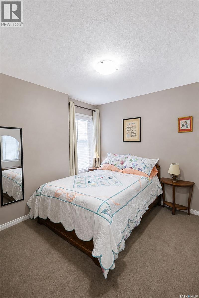 #309 1851 Pederson DRIVE - 15