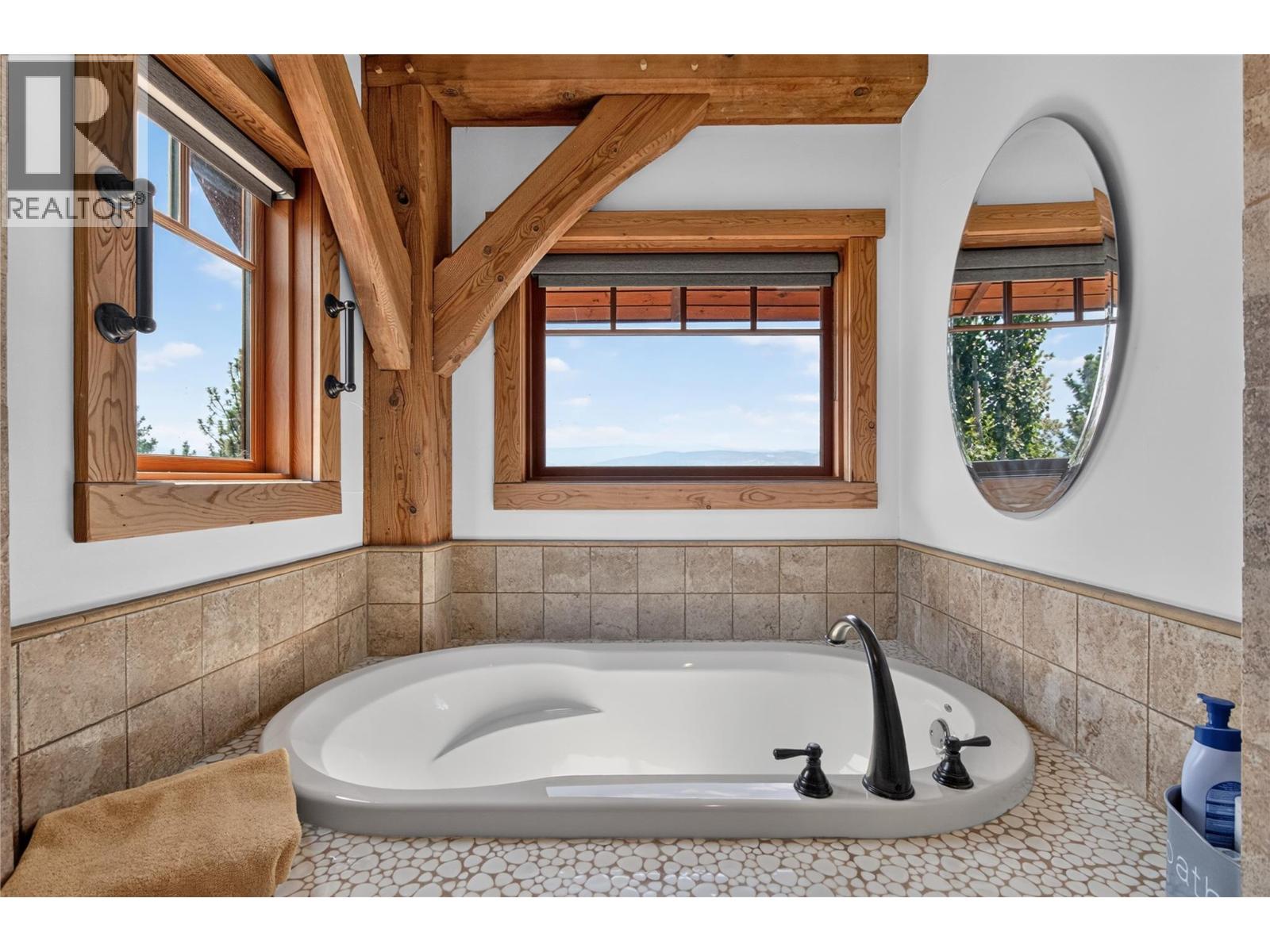 3264 Naramata Road, Naramata