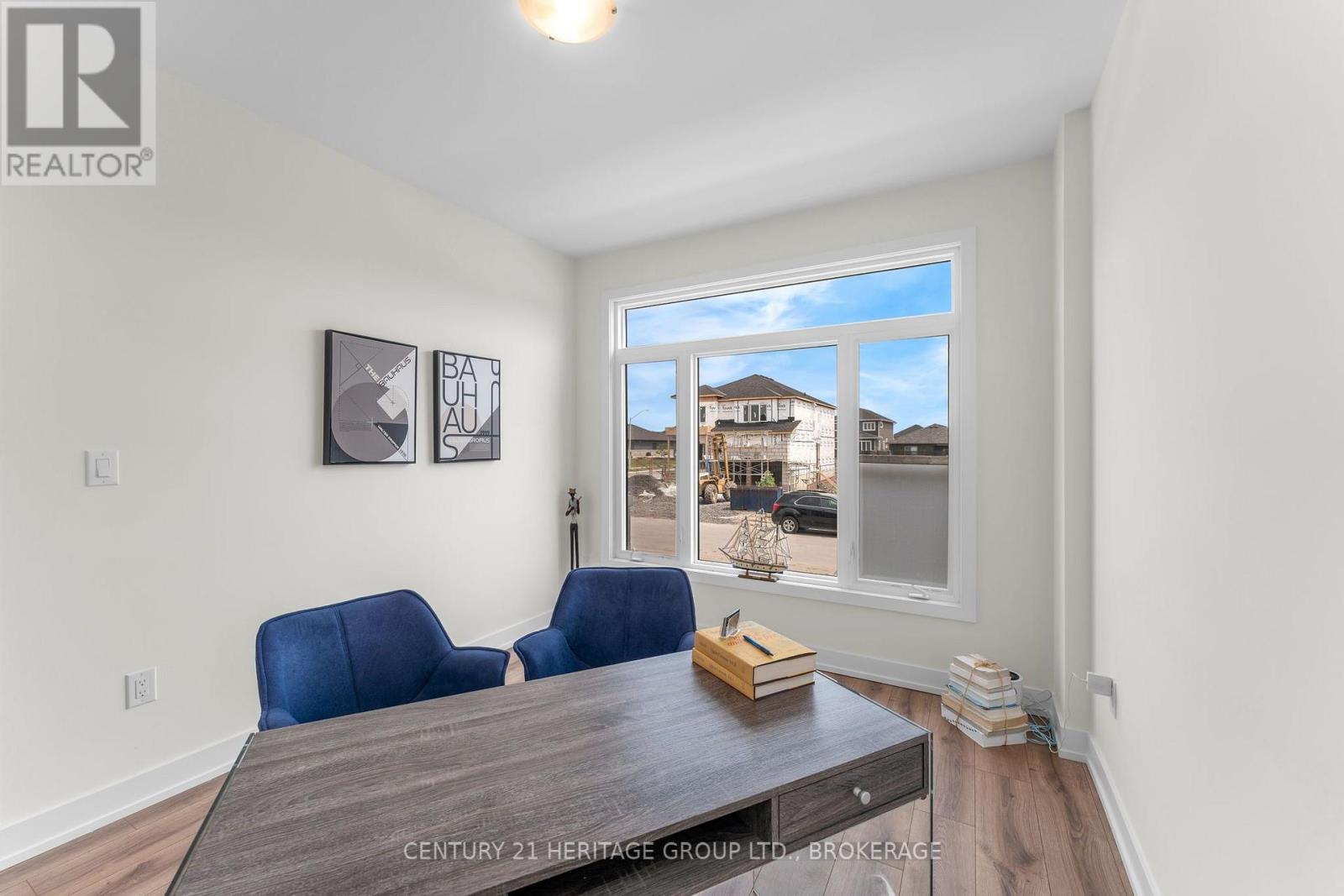 60 DUSENBURY DRIVE - Image 16
