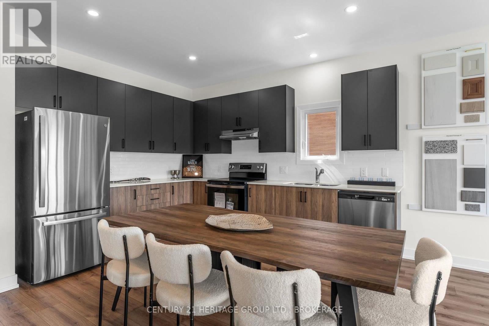 60 DUSENBURY DRIVE - Image 21