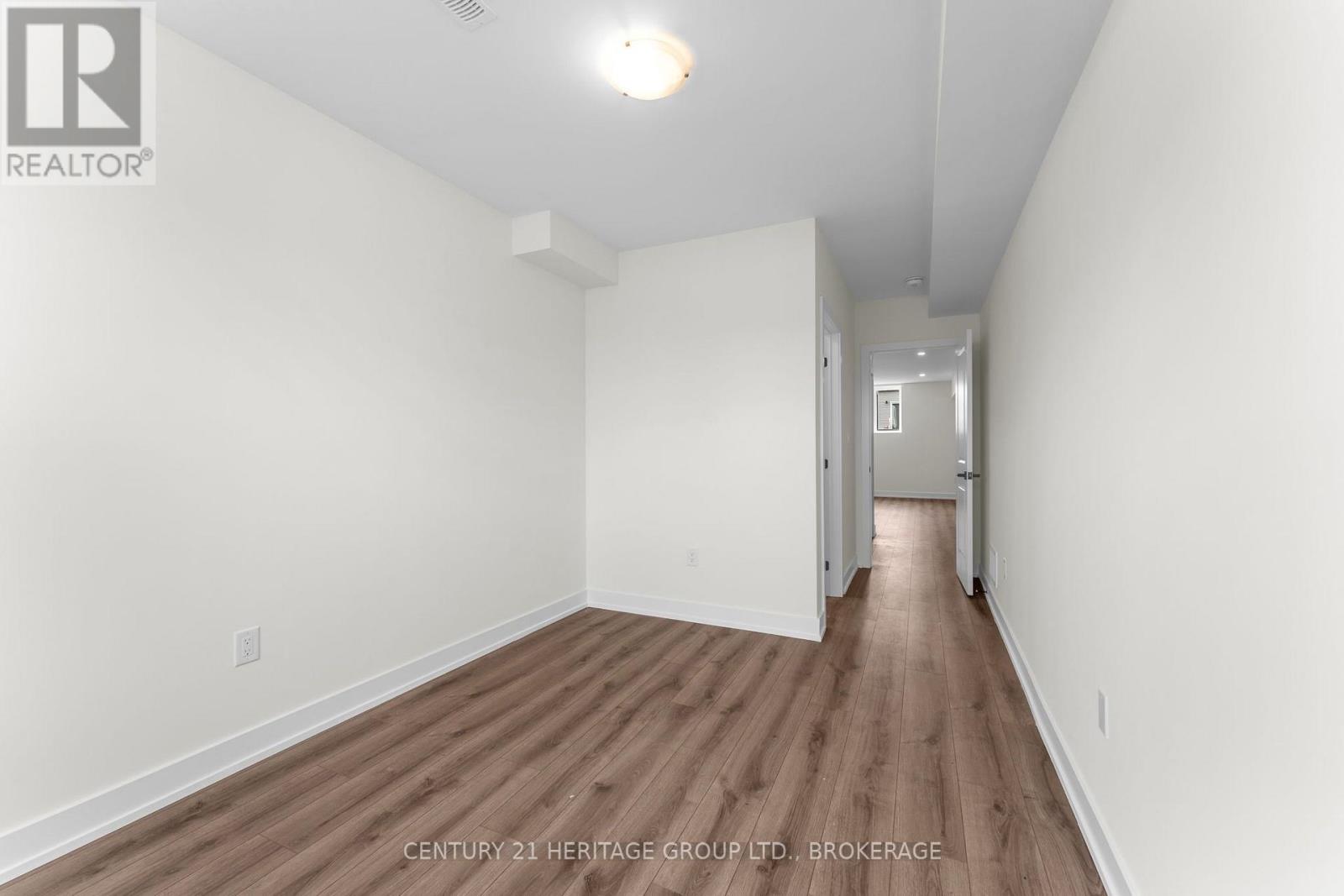 60 DUSENBURY DRIVE - 42