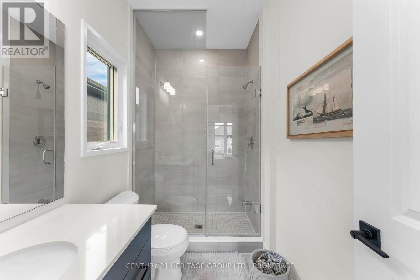 60 DUSENBURY DRIVE - Image 9