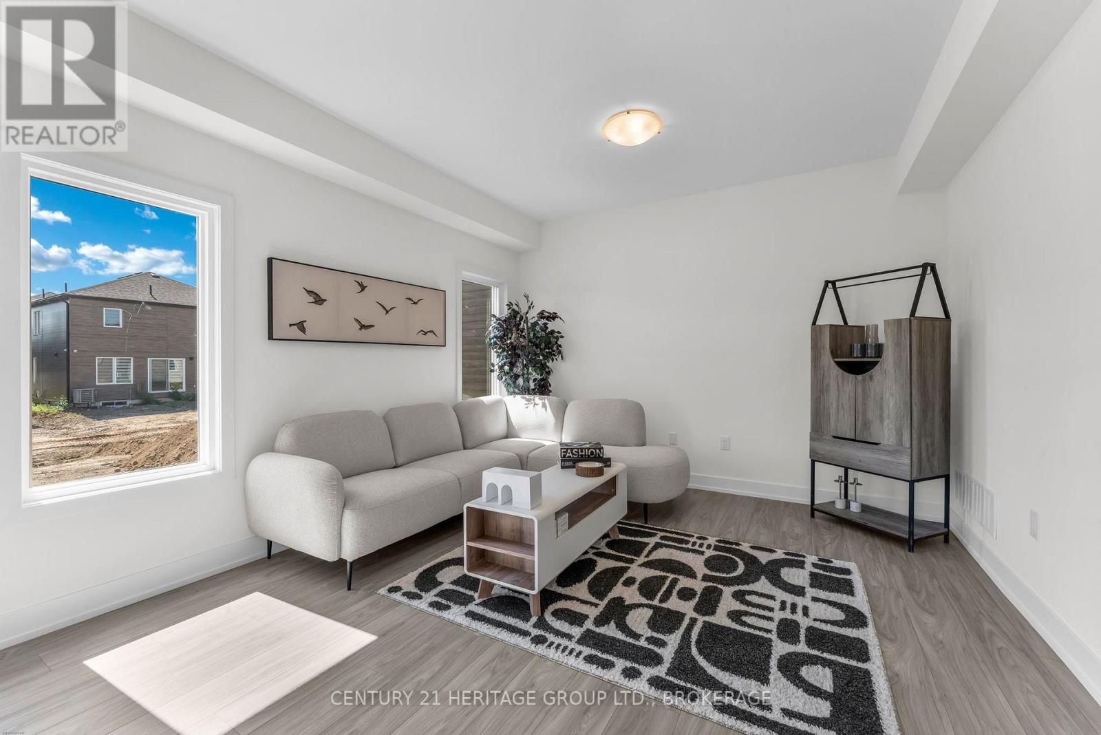 75 CREIGHTON DRIVE - Image 13