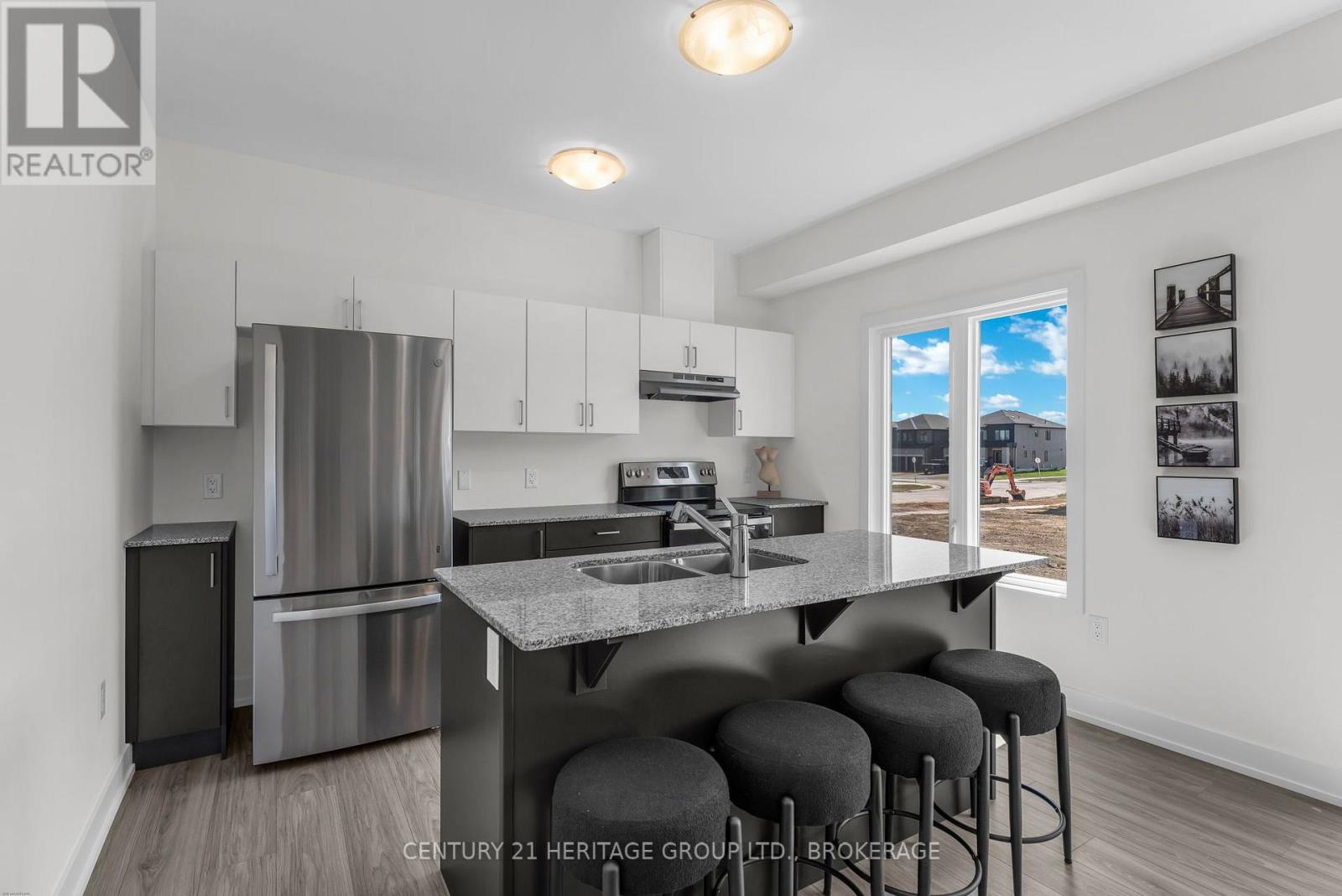 75 CREIGHTON DRIVE - Image 9
