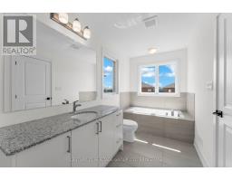 75 Creighton Drive, Loyalist, ON K0H2H0 Photo 38