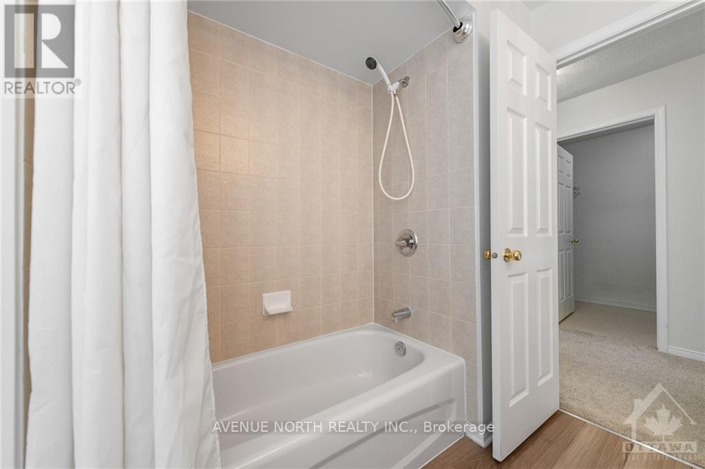 2370 LE RUISSEAU CIRCLE - 22