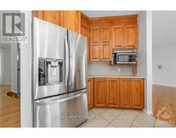 Family room - 2370 Le Ruisseau Circle, Ottawa, ON K1W1K8 Photo 10