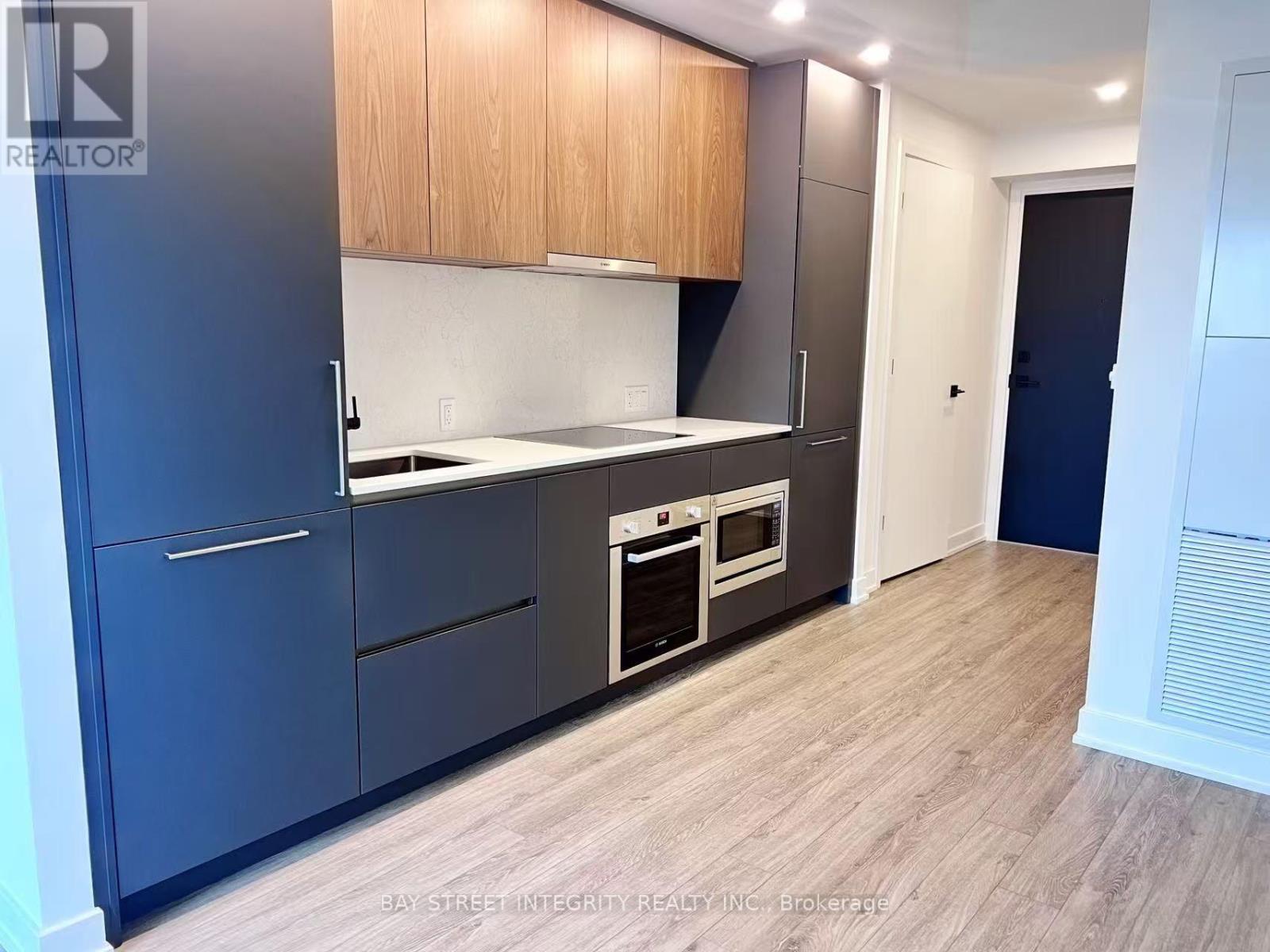 Photo of 609 Sherbourne Street