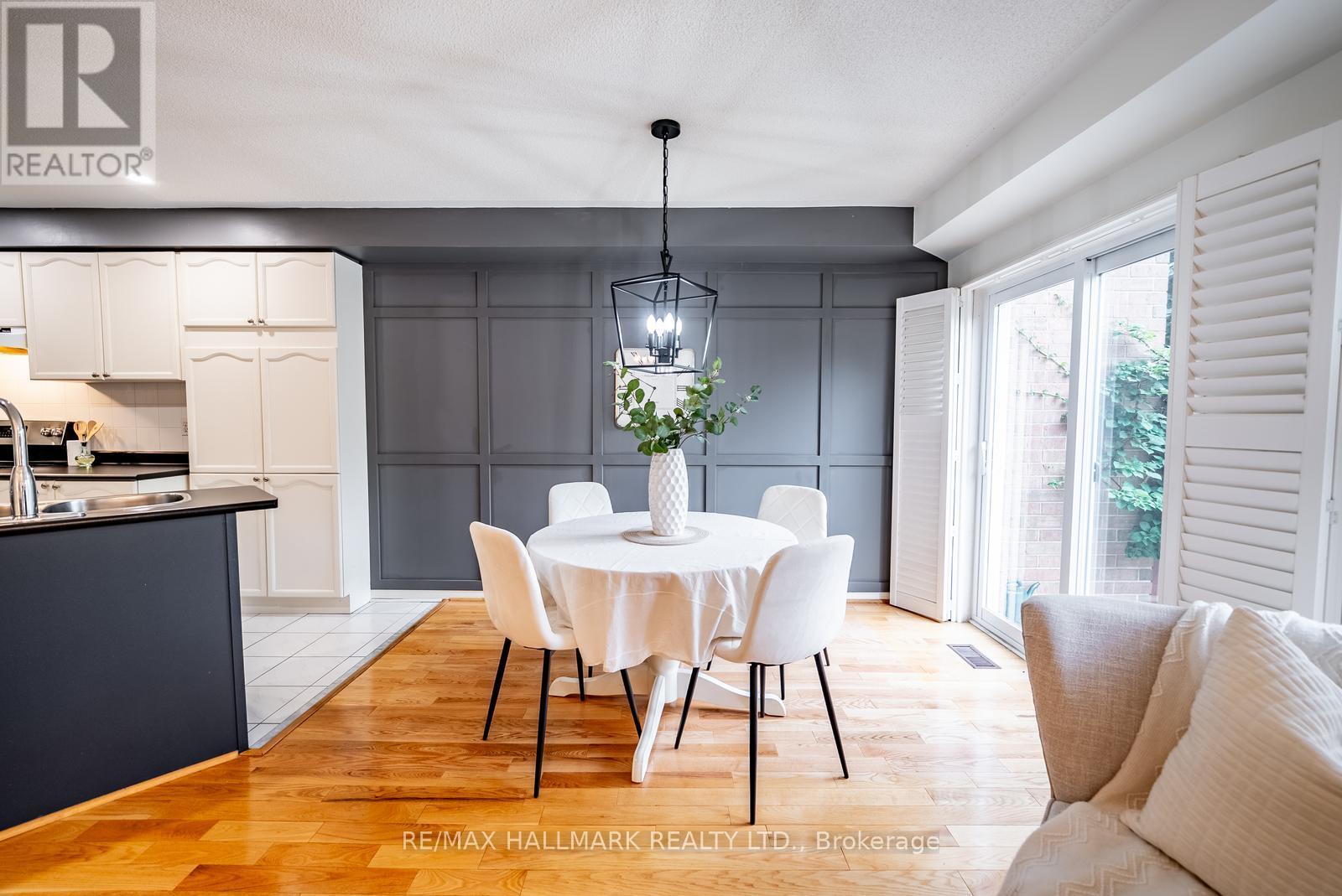 20 WILLOWAY COURT - 16