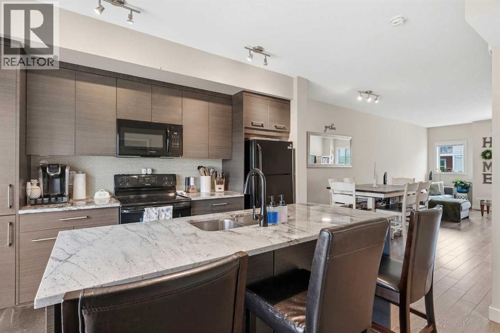 17 Stonehouse Crescent NW - 10