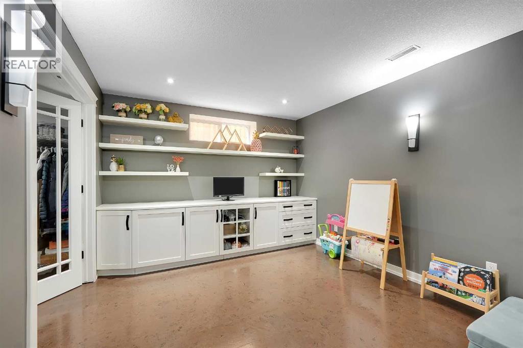 5532 Forand Street SW - Image 32