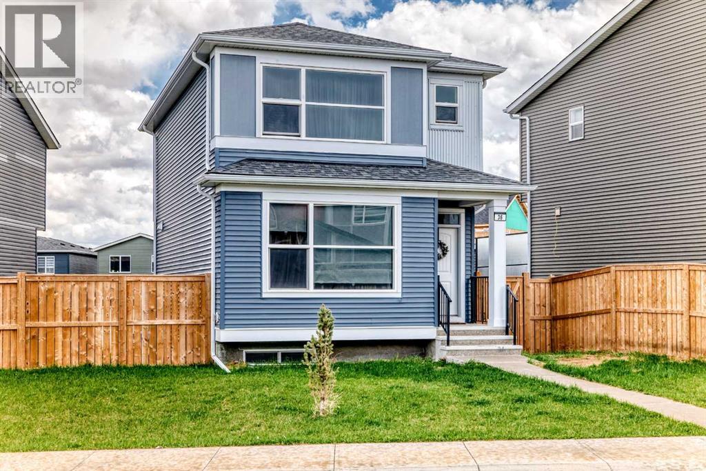 36 Howse Heights NE