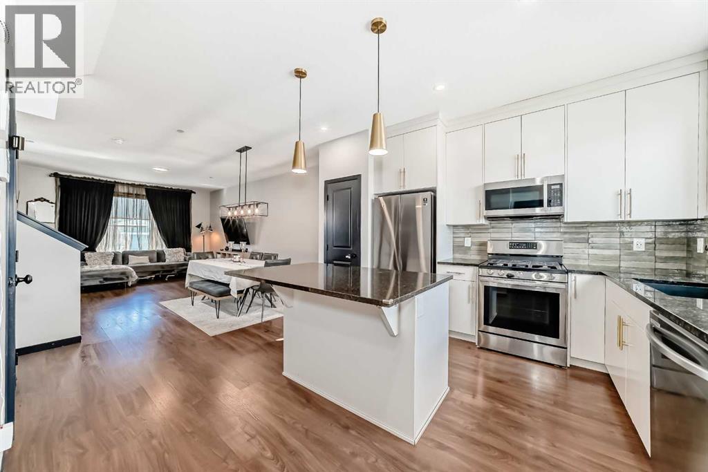 36 Howse Heights NE - 8