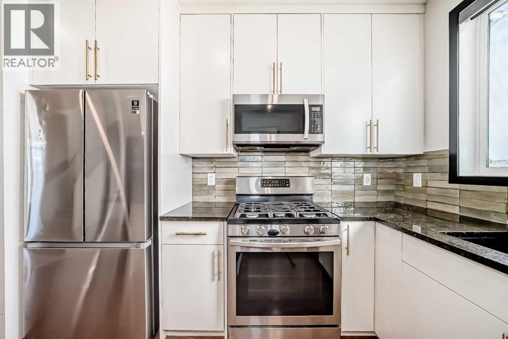 36 Howse Heights NE - 4