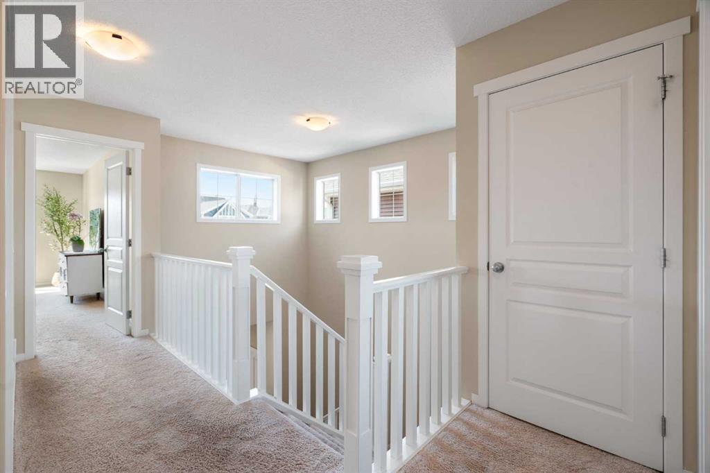 734 River Heights Crescent - 33