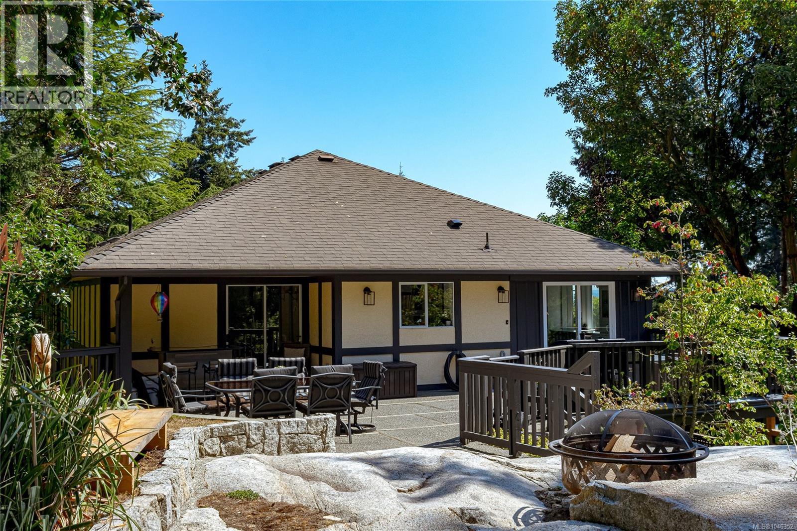 1866 Barrett Dr - Image 55