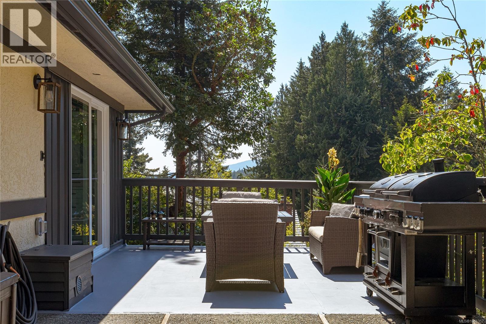 1866 Barrett Dr - Image 57