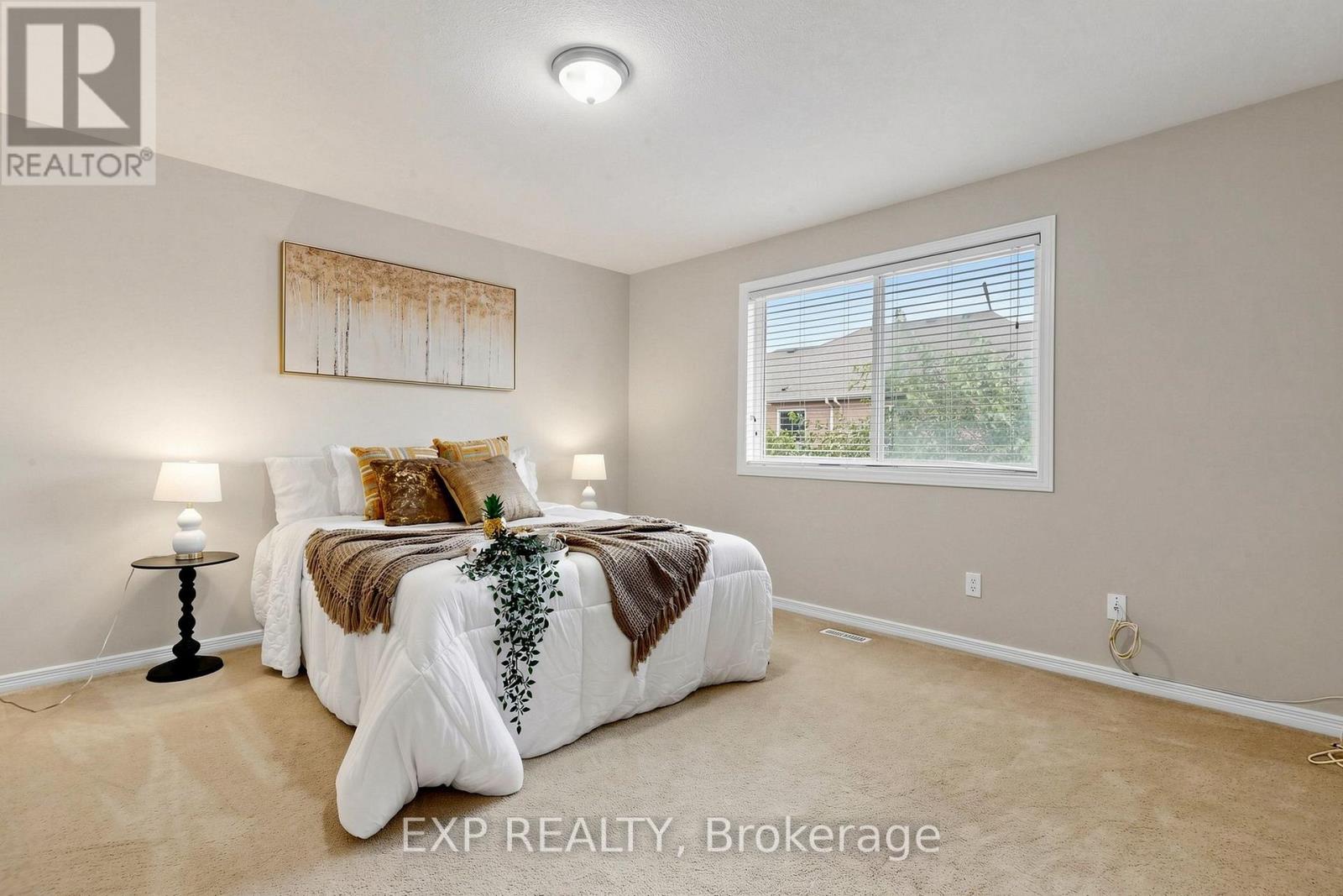 2-28 DOON MILLS DRIVE - 25