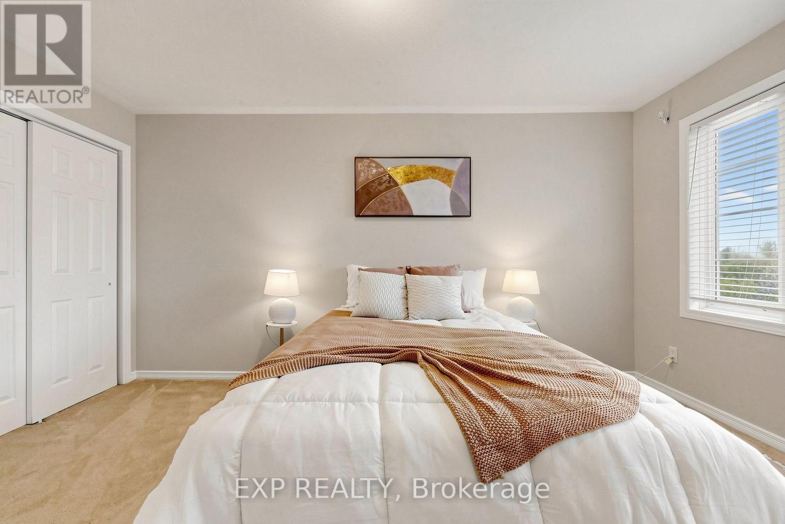2-28 DOON MILLS DRIVE - 33