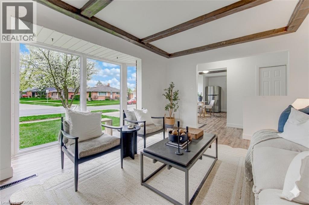 51 ROSEMOUNT Drive - 9