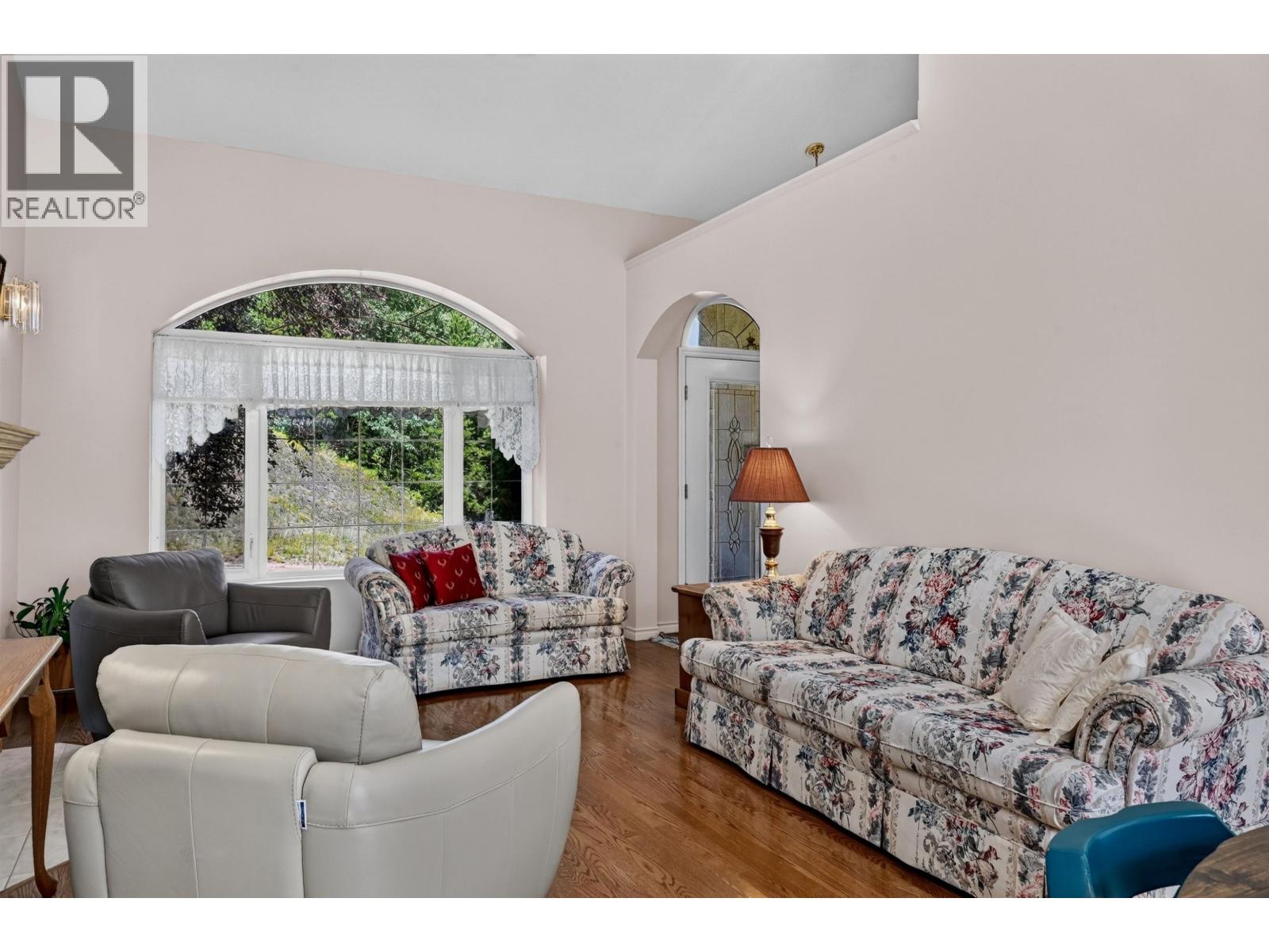 1977 CLEARWOOD CRESCENT - 15