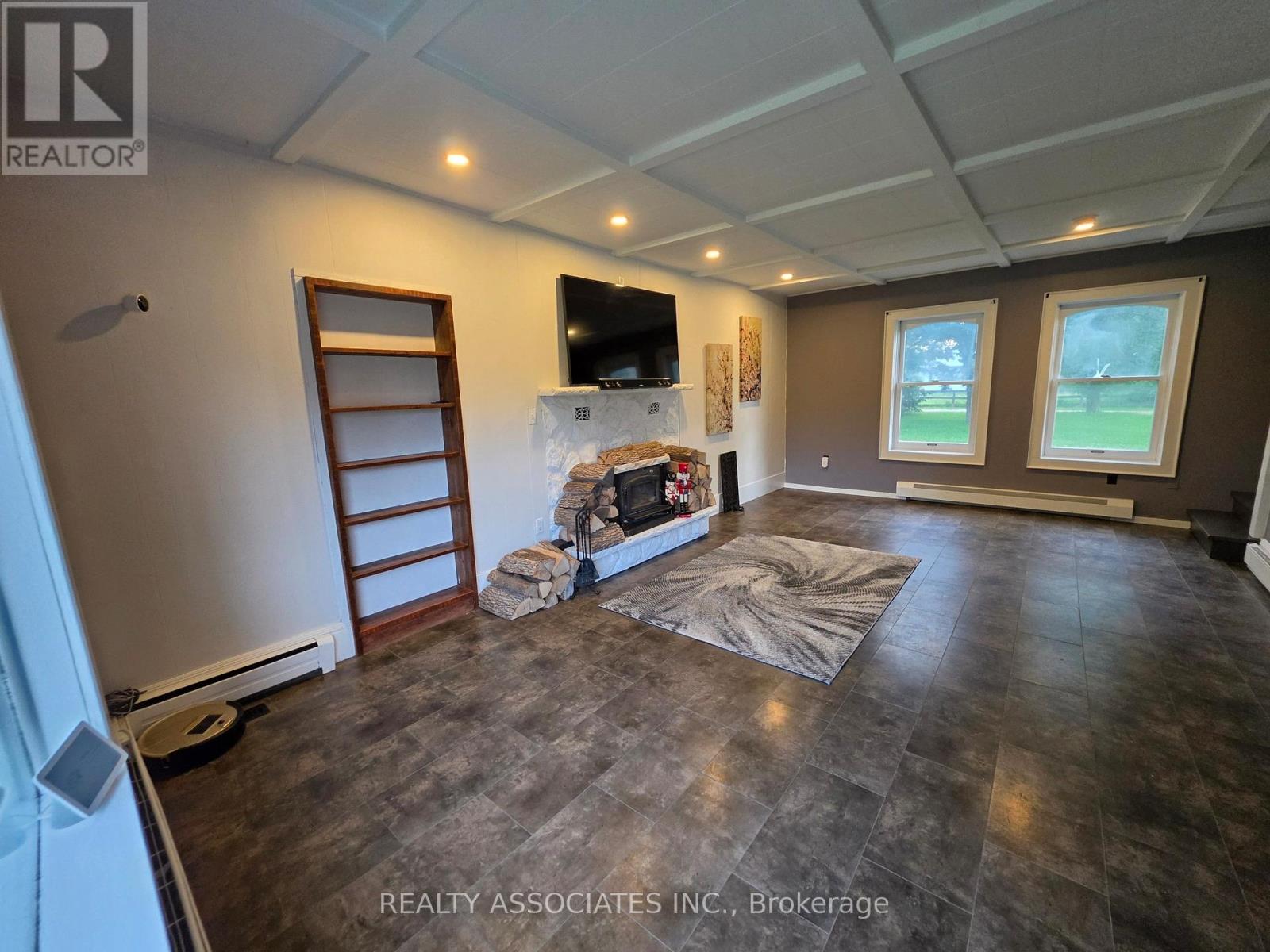 486289 30TH SIDE ROAD - 12