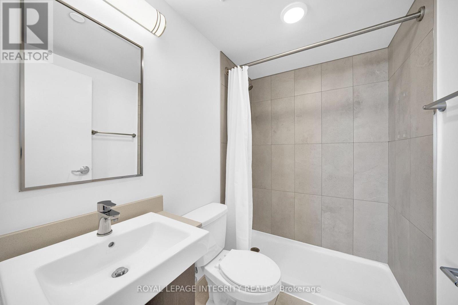 2 Bed, 2 Bath House for Sale in Ottawa – 2503 – 105 CHAMPAGNE AVENUE S, Ottawa – MLS# X13653092 - Image 14