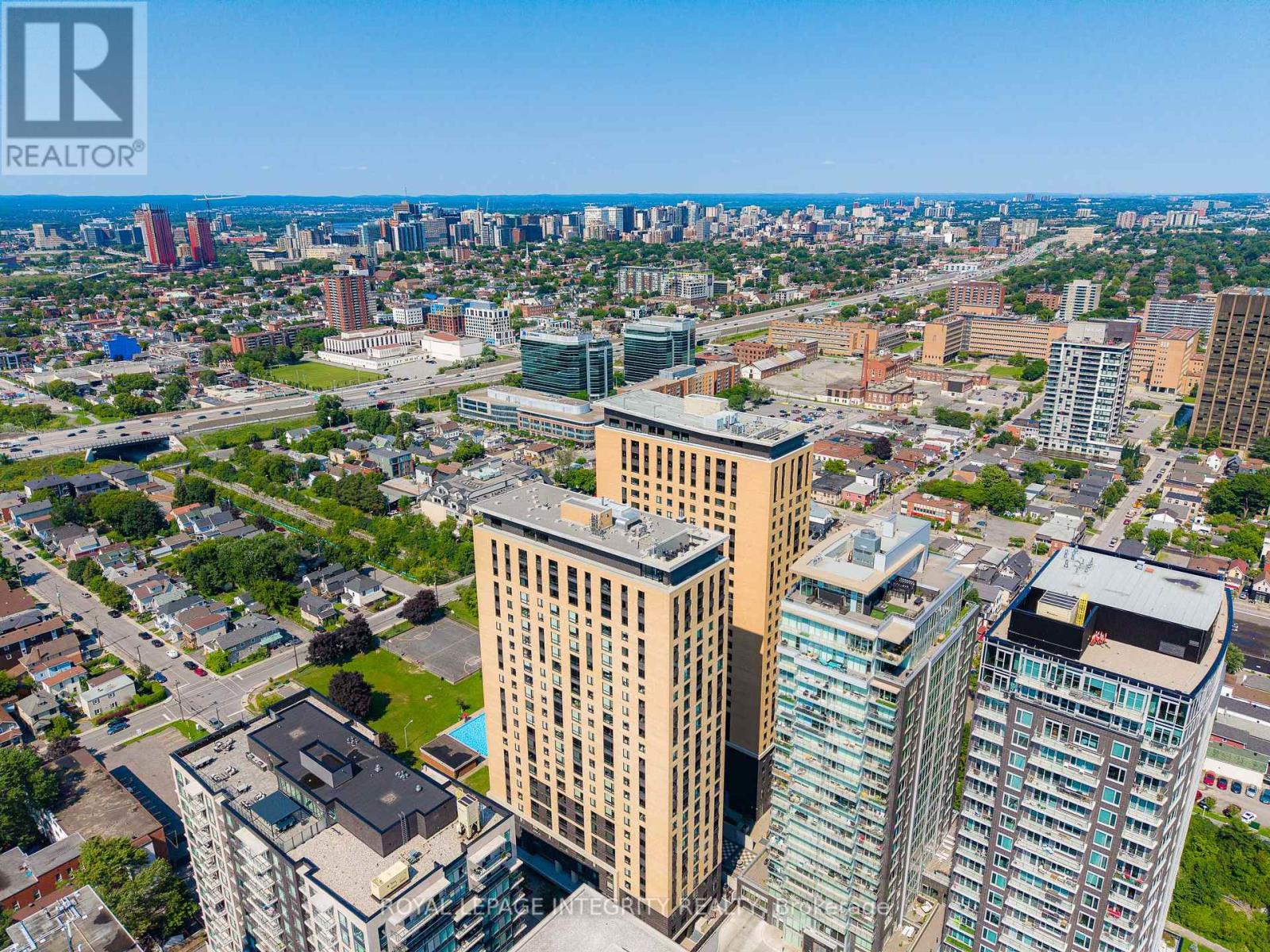 2 Bed, 2 Bath House for Sale in Ottawa – 2503 – 105 CHAMPAGNE AVENUE S, Ottawa – MLS# X13653092 - Image 32