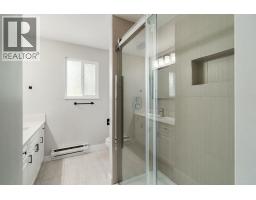 21139 Cook Avenue, Maple Ridge, BC V2X7P7 Photo 17
