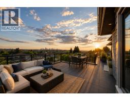 6860 Hycrest Drive, Burnaby, BC V5B2X2 Photo 35