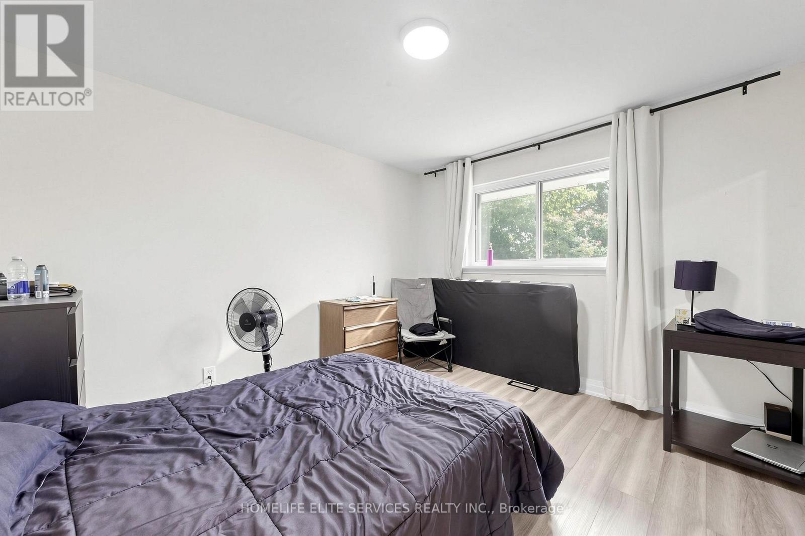 76 GOODERHAM DRIVE - 15