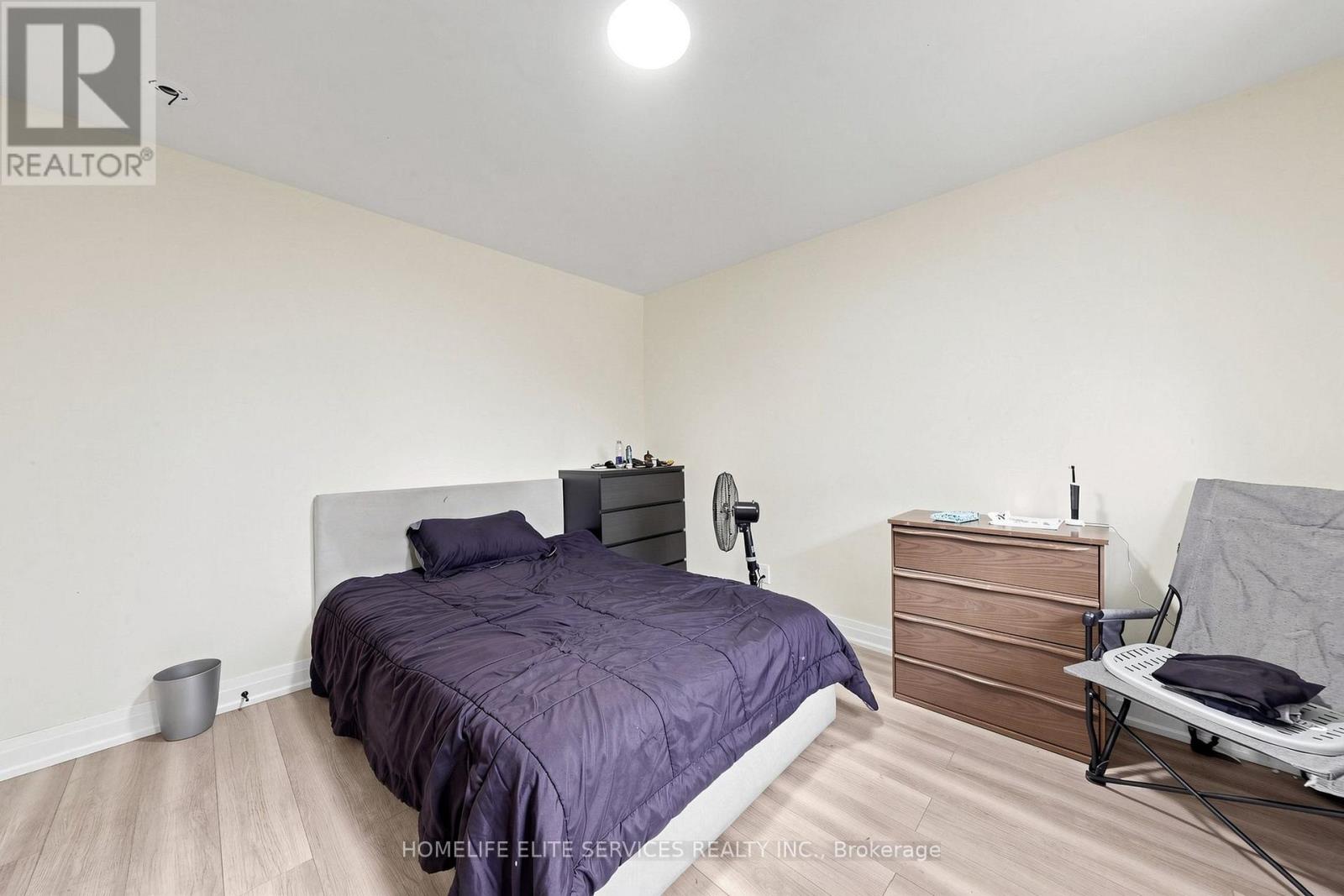 76 GOODERHAM DRIVE - 16
