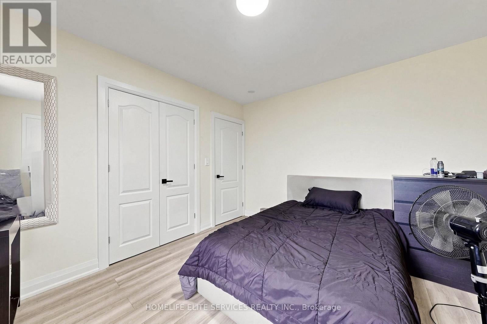 76 GOODERHAM DRIVE - 17