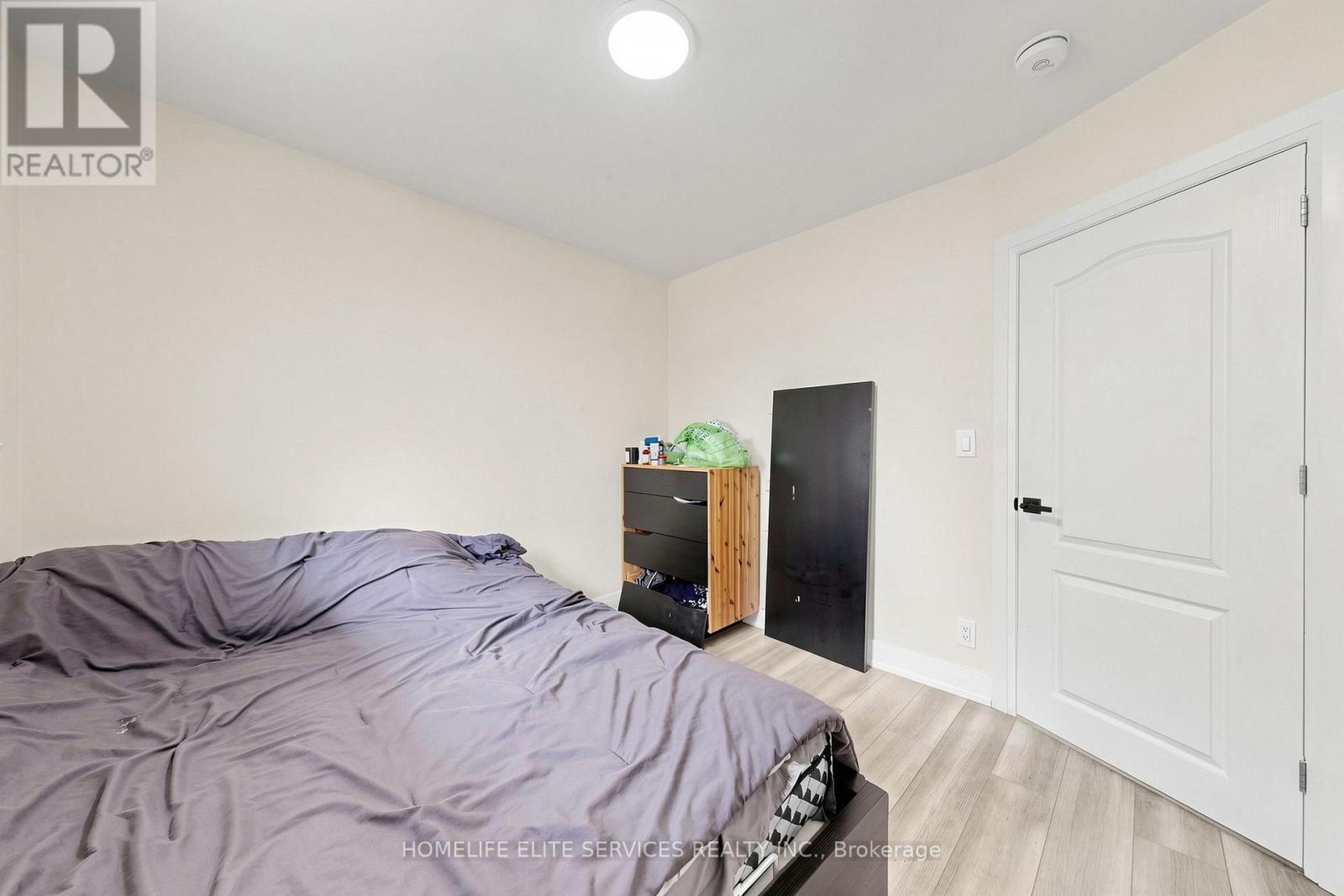 76 GOODERHAM DRIVE - 20