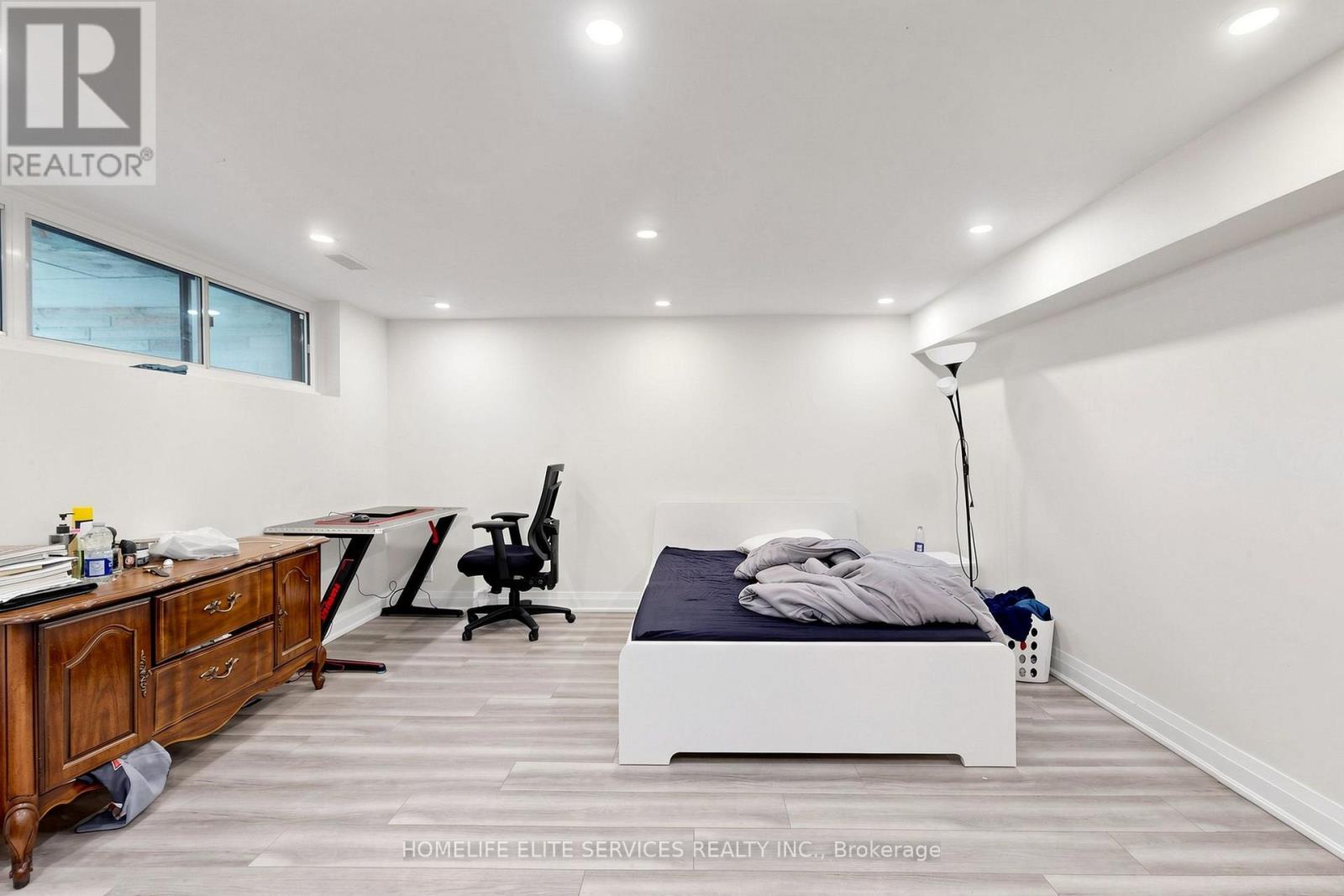 76 GOODERHAM DRIVE - 29