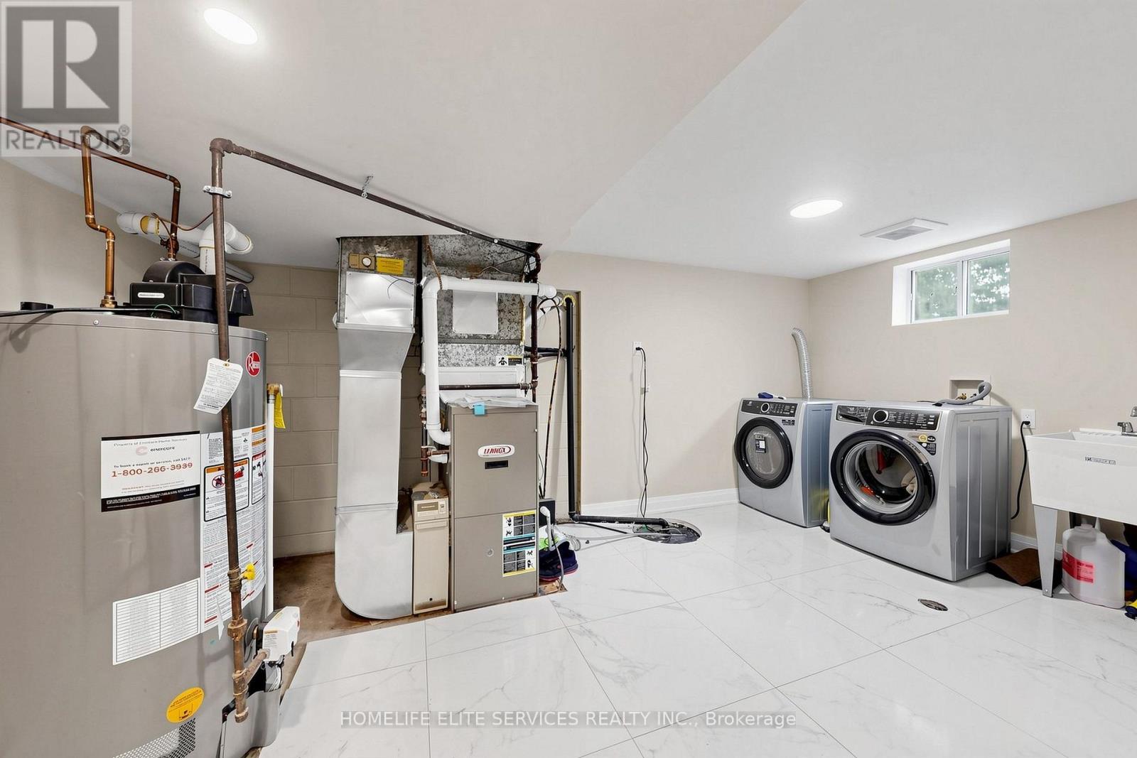 76 GOODERHAM DRIVE - 43