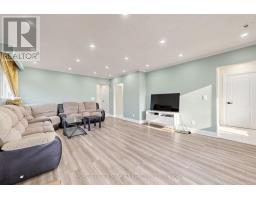 Bedroom 3 - 76 Gooderham Drive, Toronto, ON M1R3G7 Photo 7
