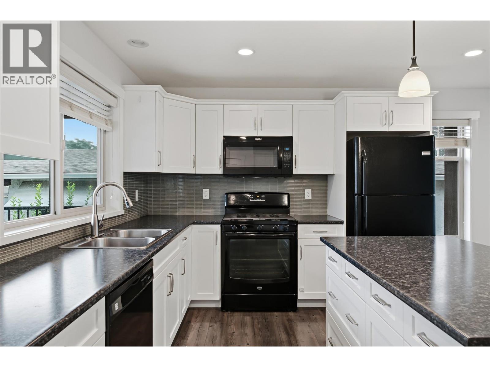  560 Christleton Avenue, Kelowna