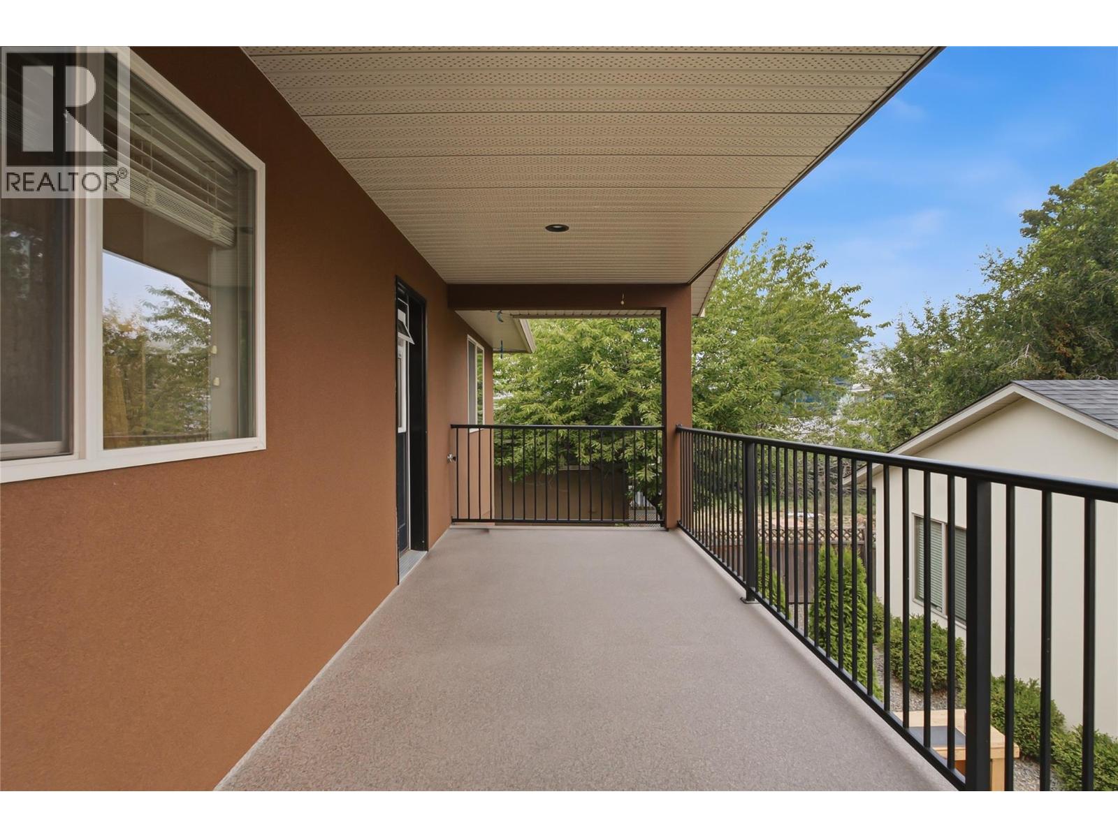  560 Christleton Avenue, Kelowna