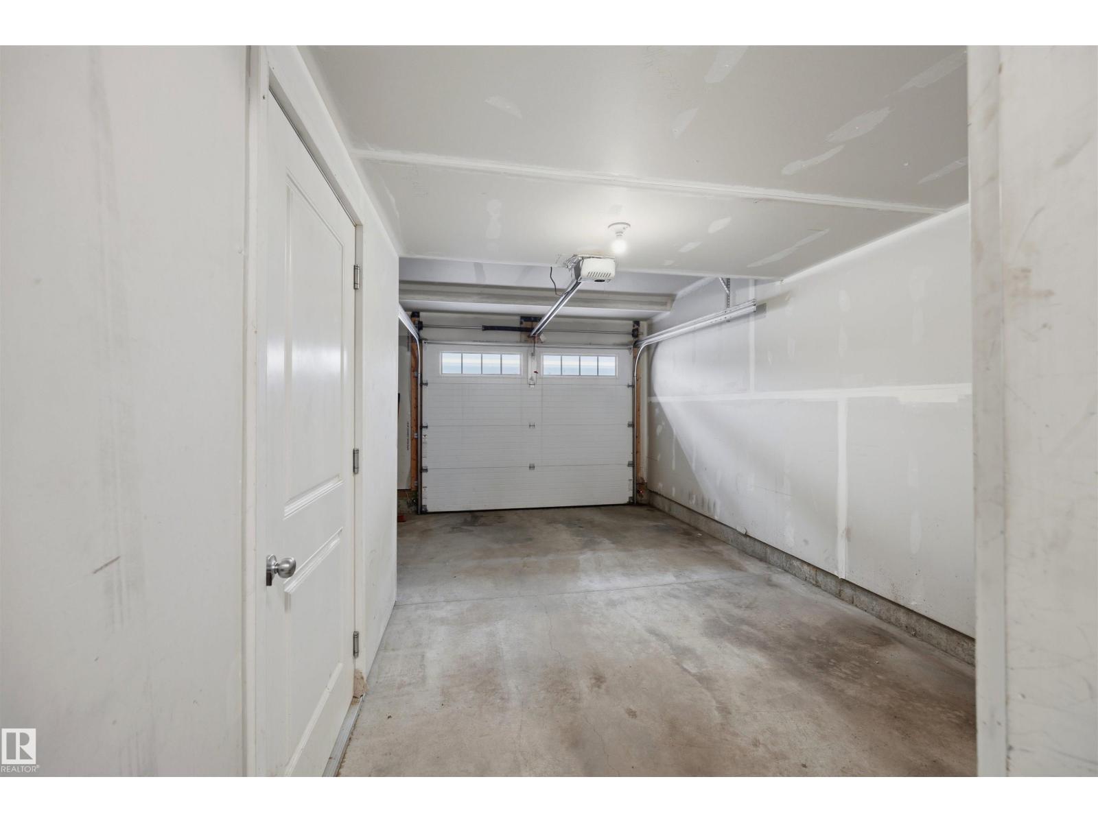 #102 1530 TAMARACK BV NW - 29