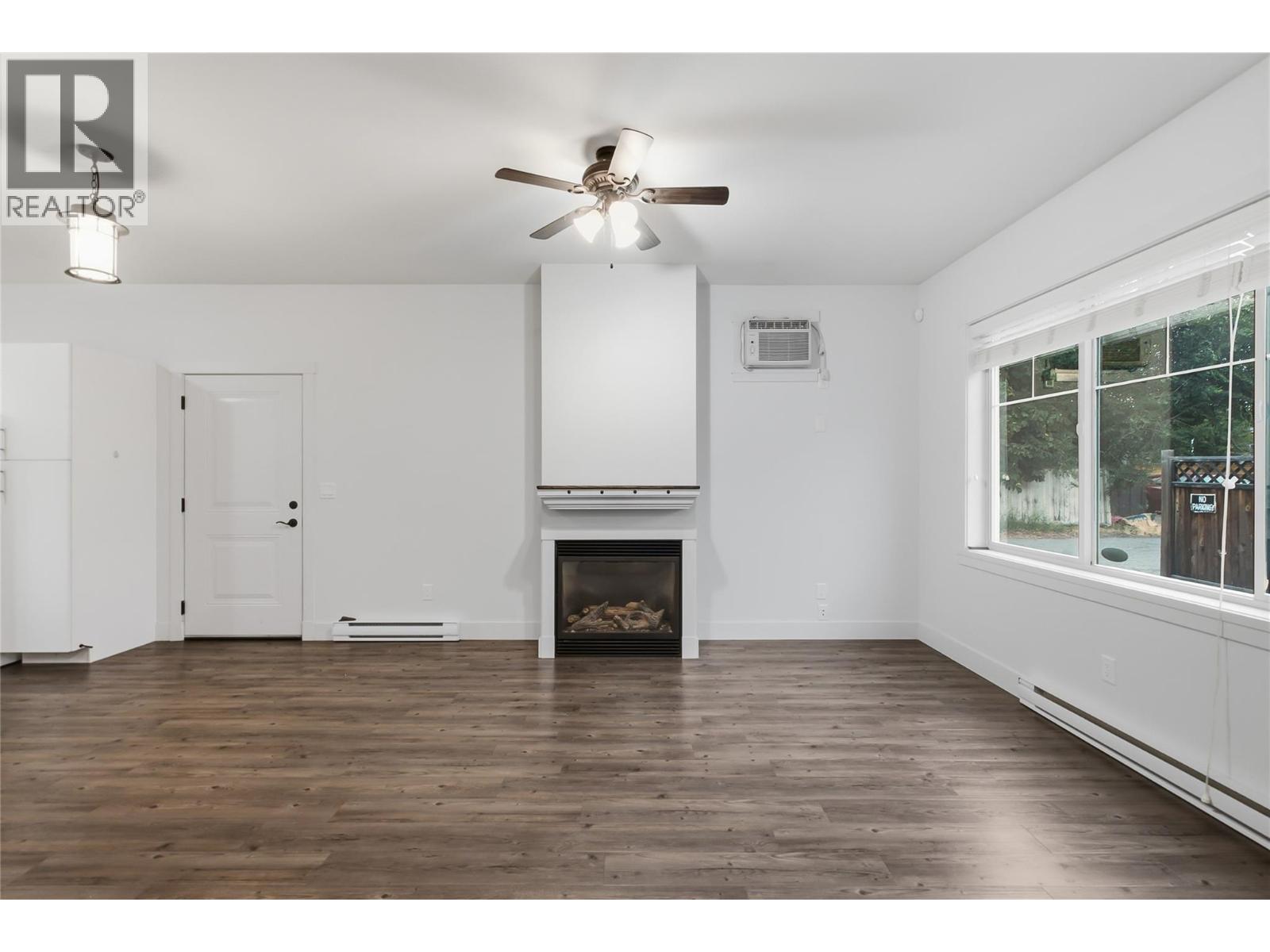 560 Christleton Avenue - 39
