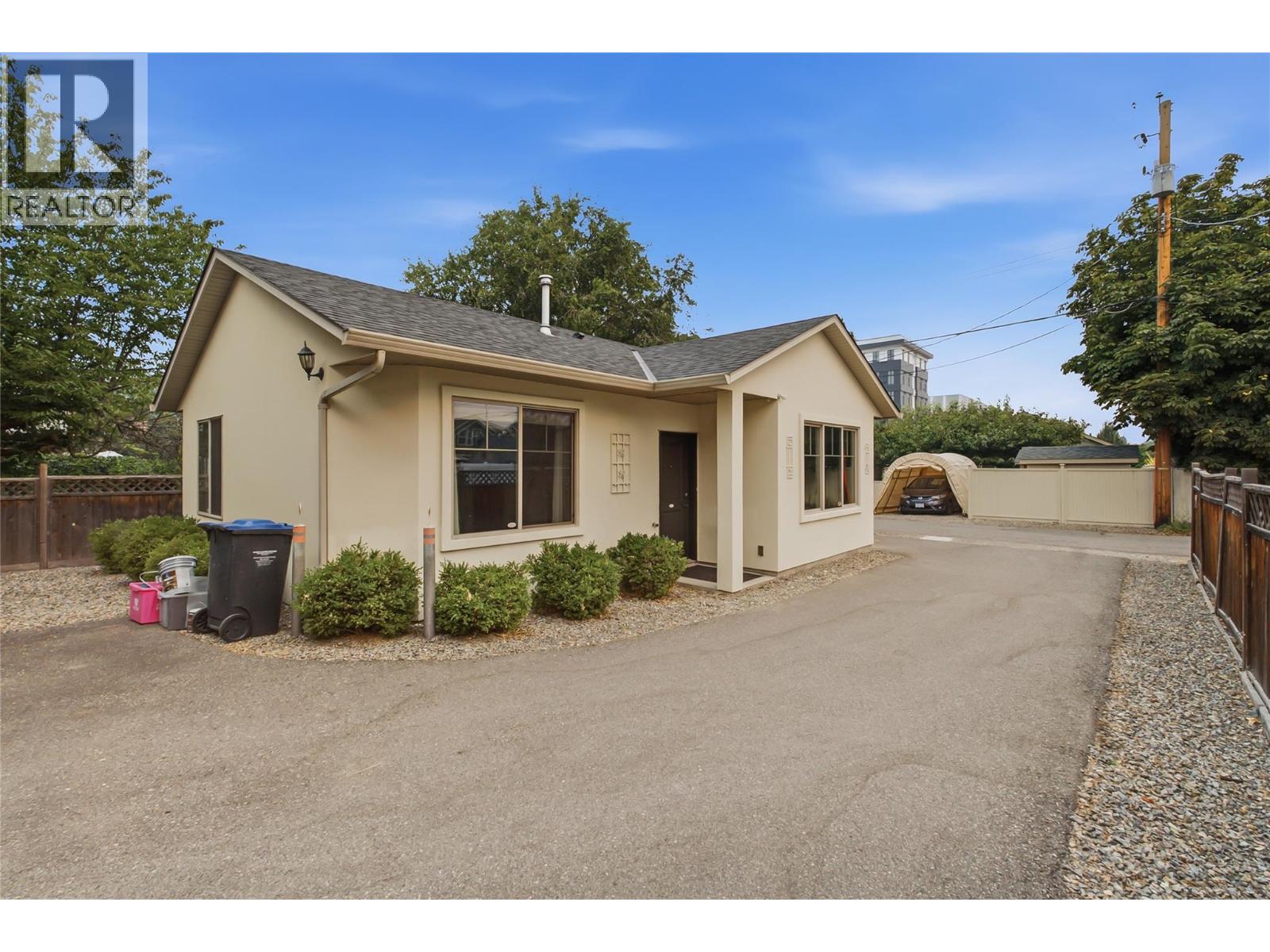  560 Christleton Avenue, Kelowna