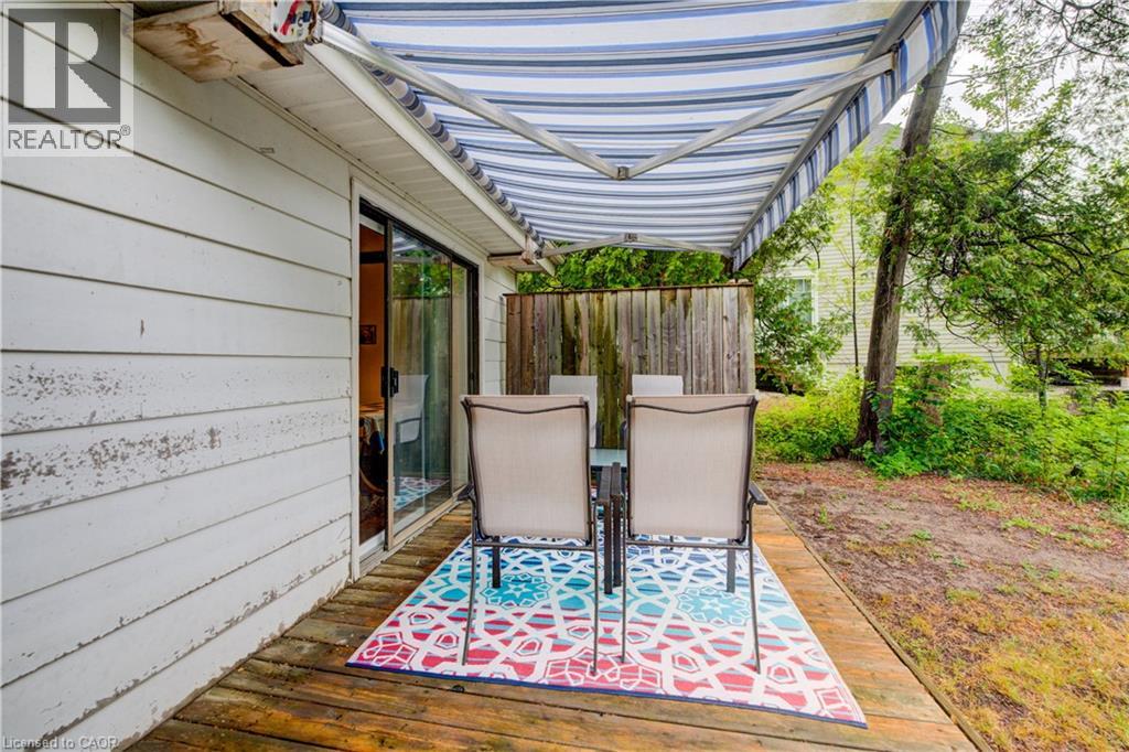757 VICTORIA Road - 6