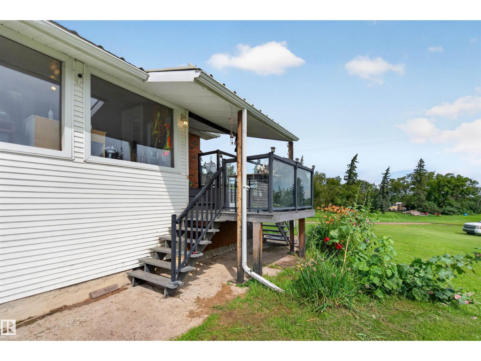56505 RGE ROAD 233 - 44